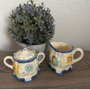 Kimberly Hodges Hallmark Scalloped Floral Creamer & Sugar Bowl w/Lid